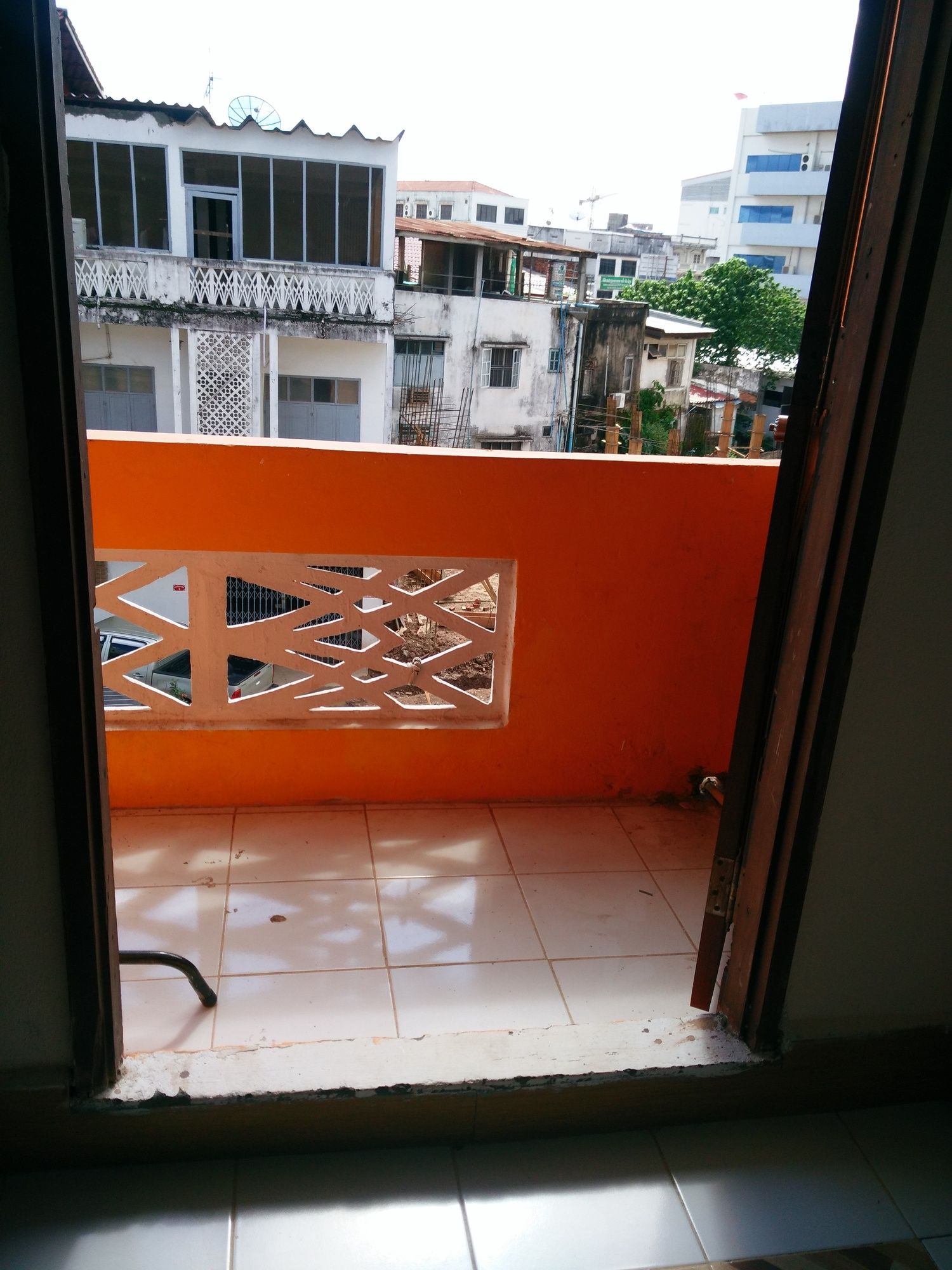 Orange Backpacker Hostel