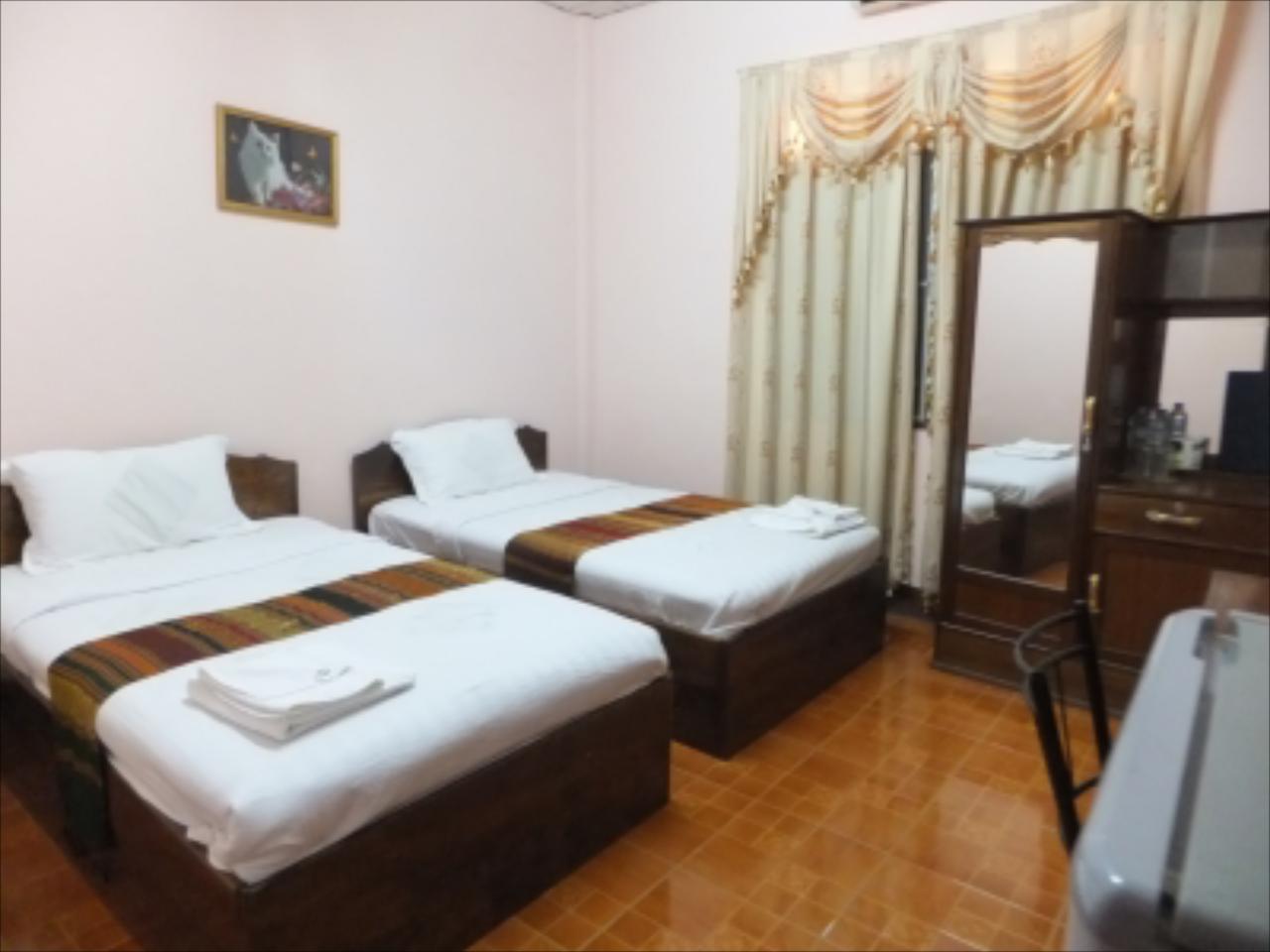 Phakchai Hotel
