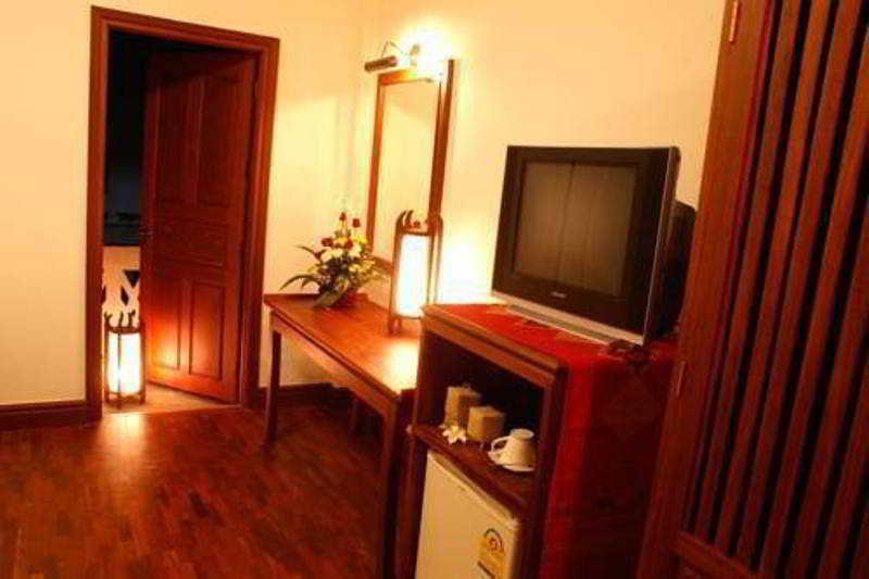 Phasouk Residence