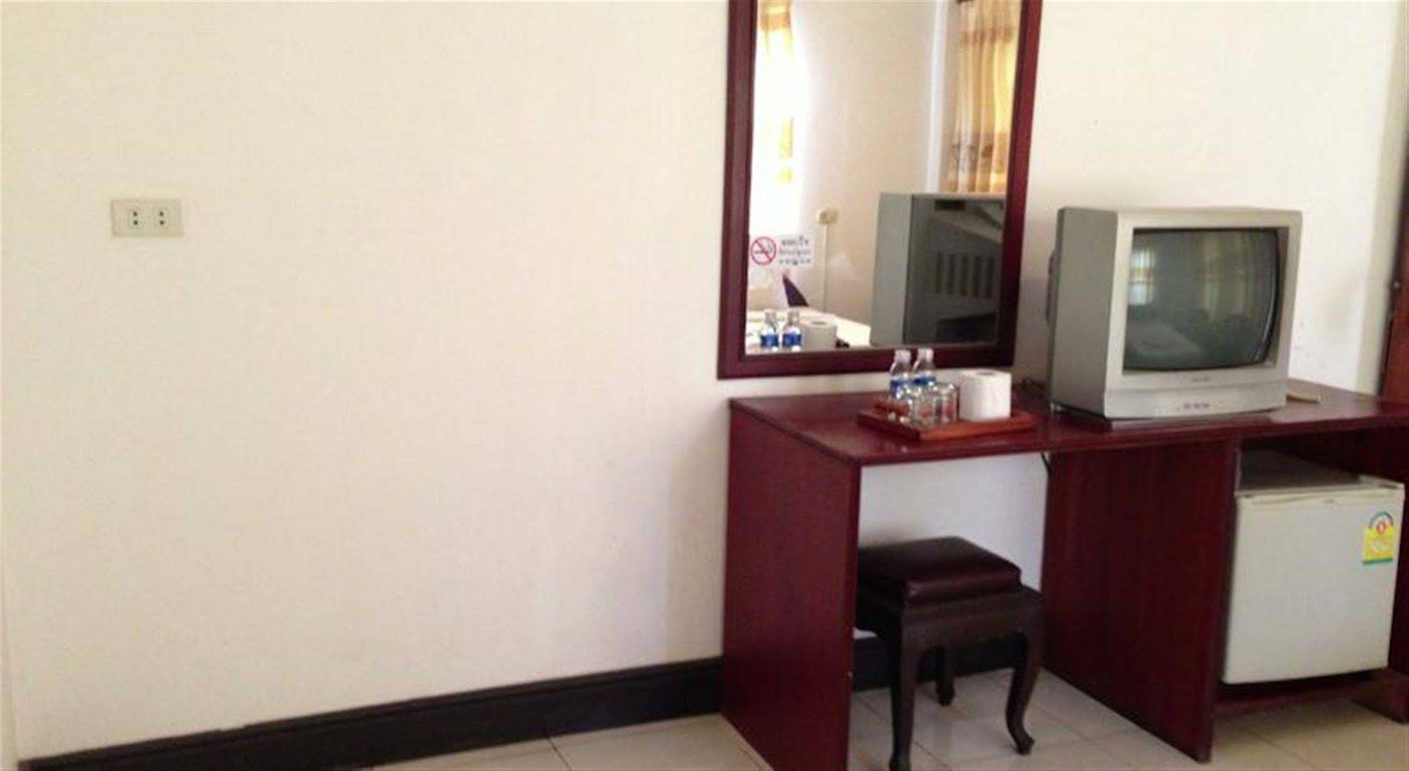 Phisitxay Hotel