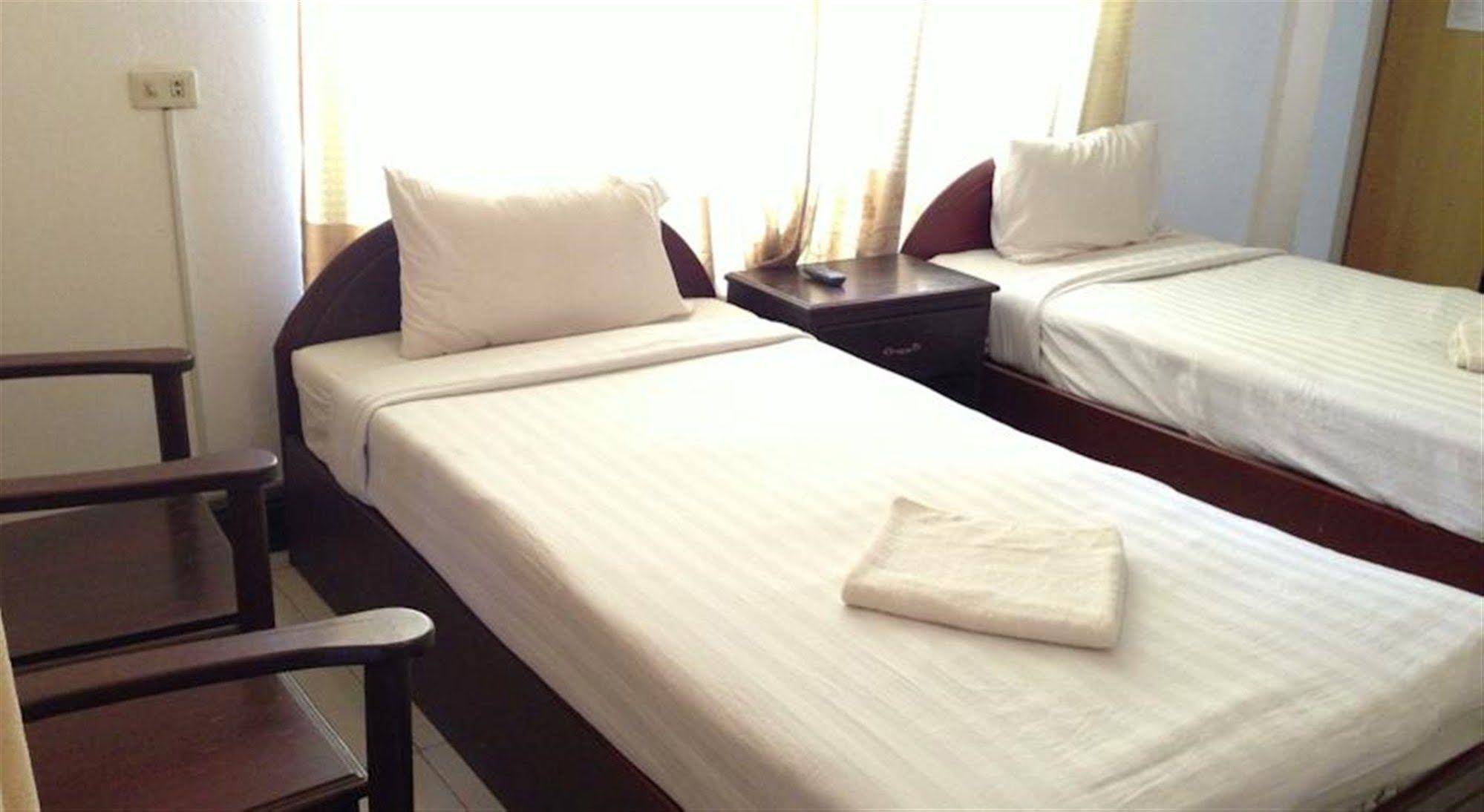 Phisitxay Hotel