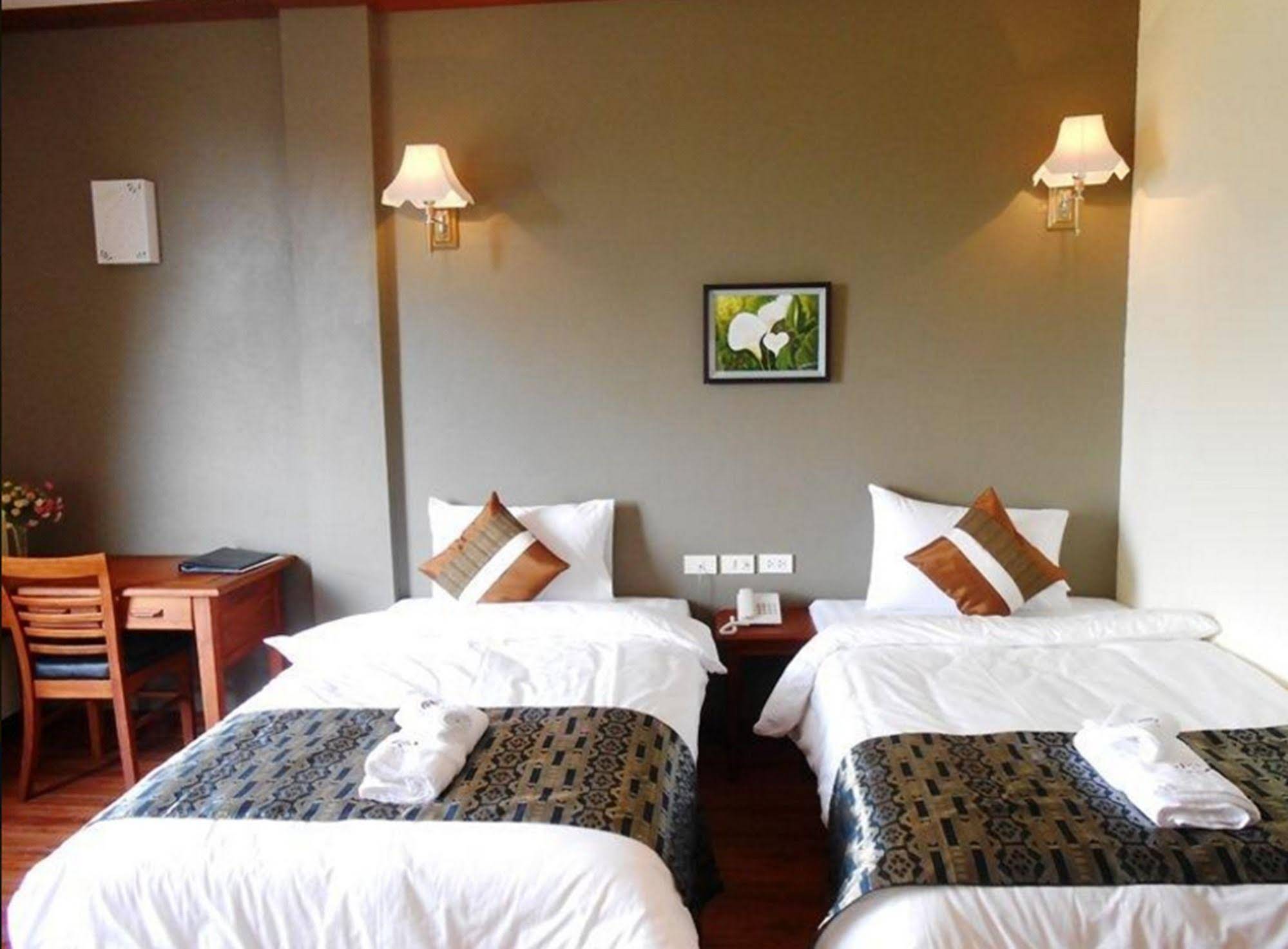 Phonethip Plaza Hotel