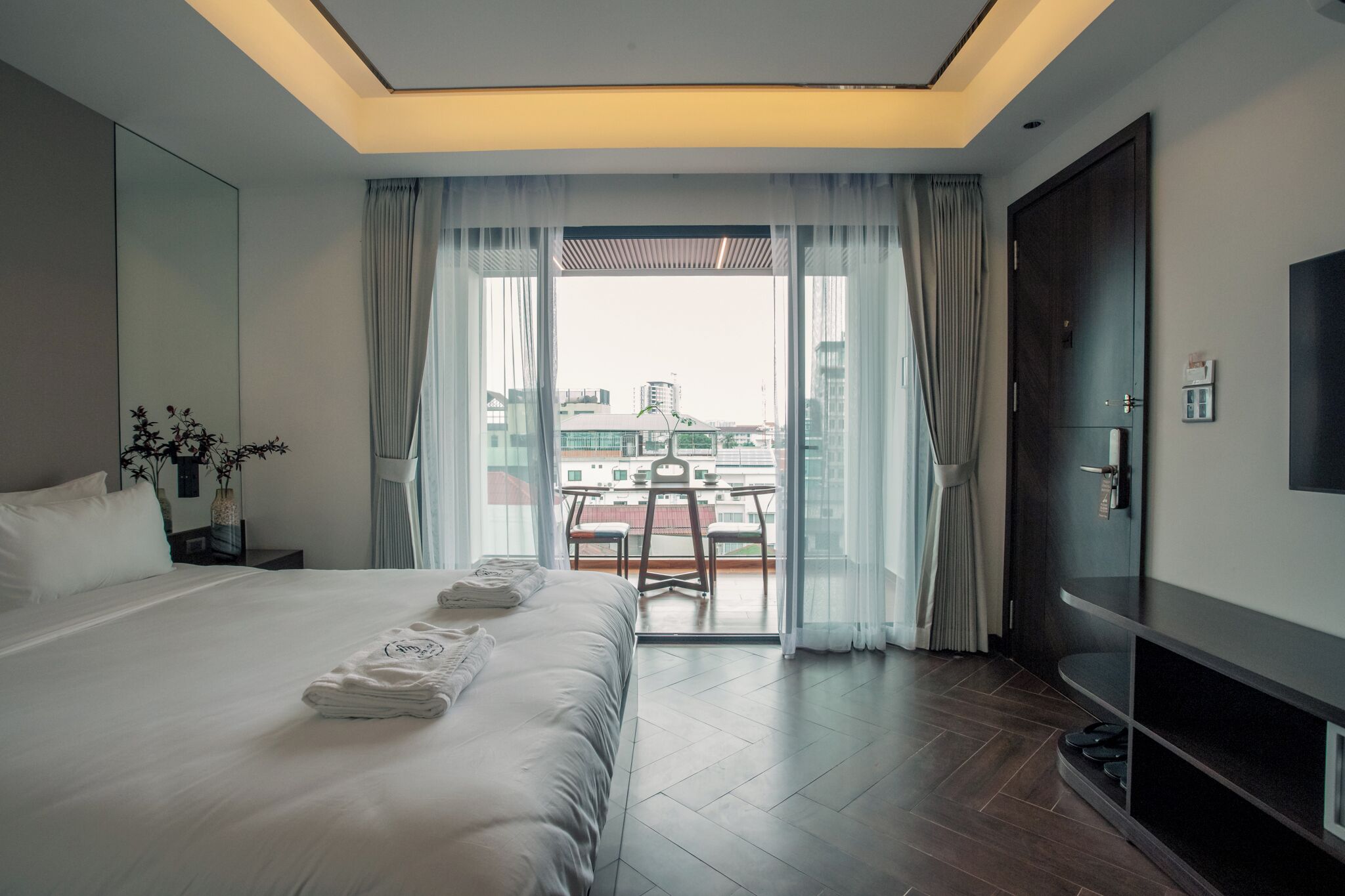 Riverside Hotel