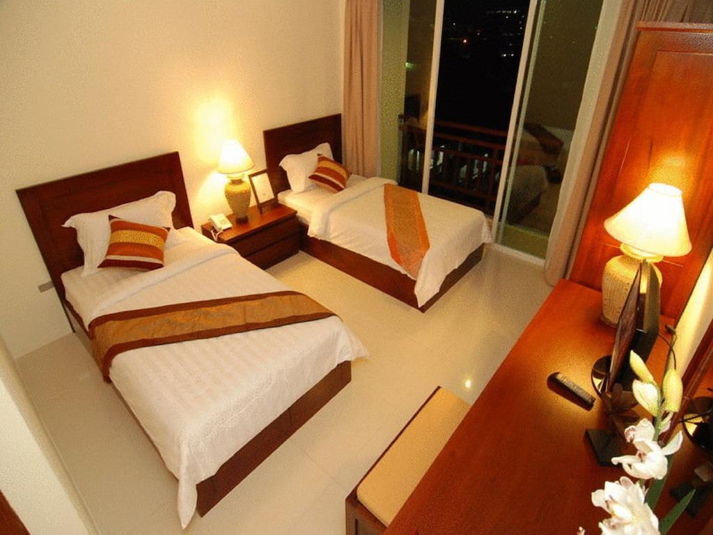 Sabaidee at Lao Hotel