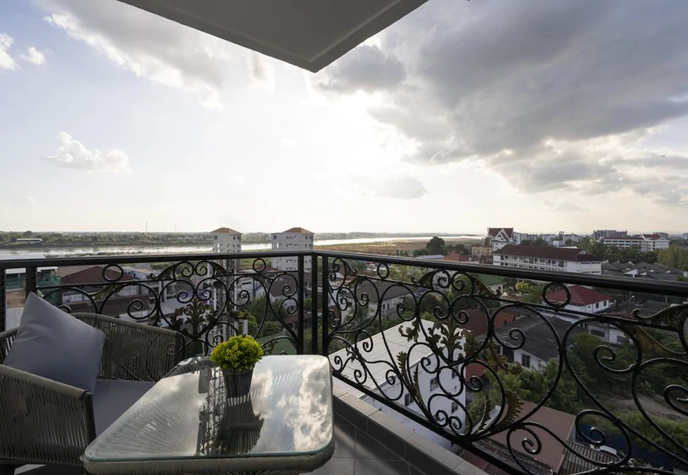 SureStay Hotel by Best Western Vientiane
