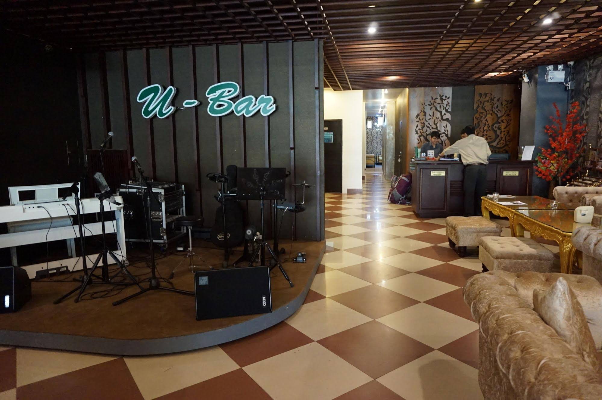 Lucky City Hotel