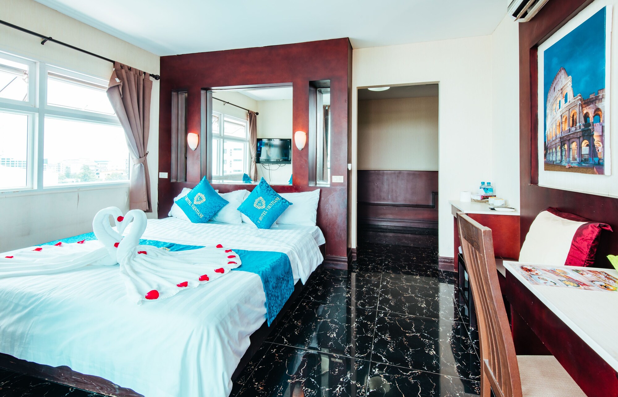 V Hotel
