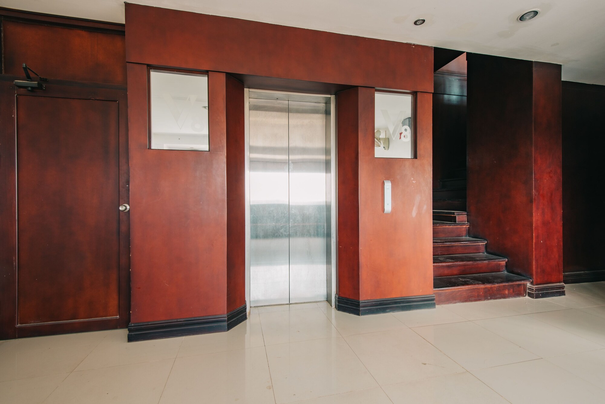V Hotel