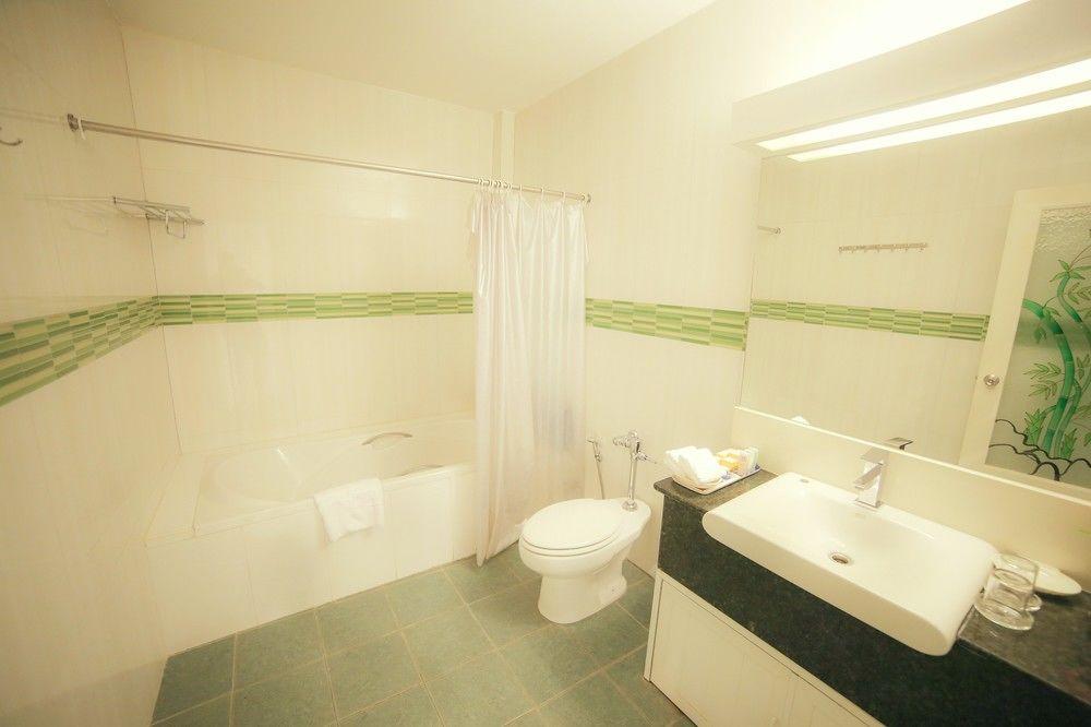 Vientiane Hemera Hotel