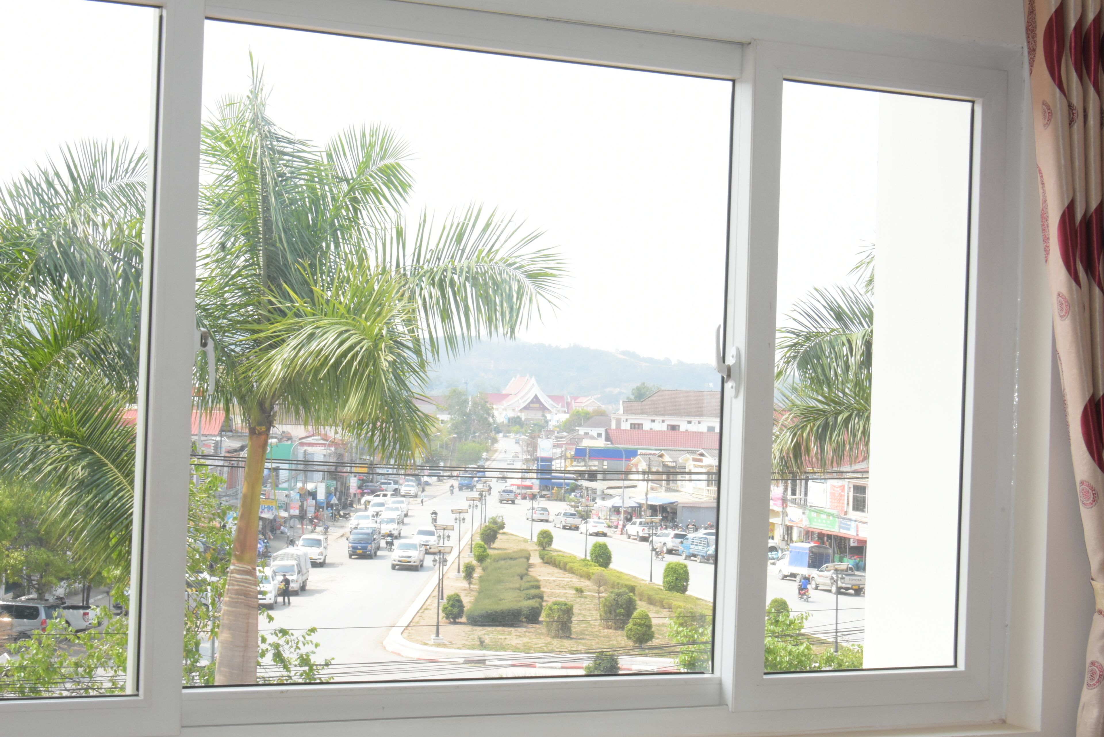 Coecco Xieng Khouang Hotel
