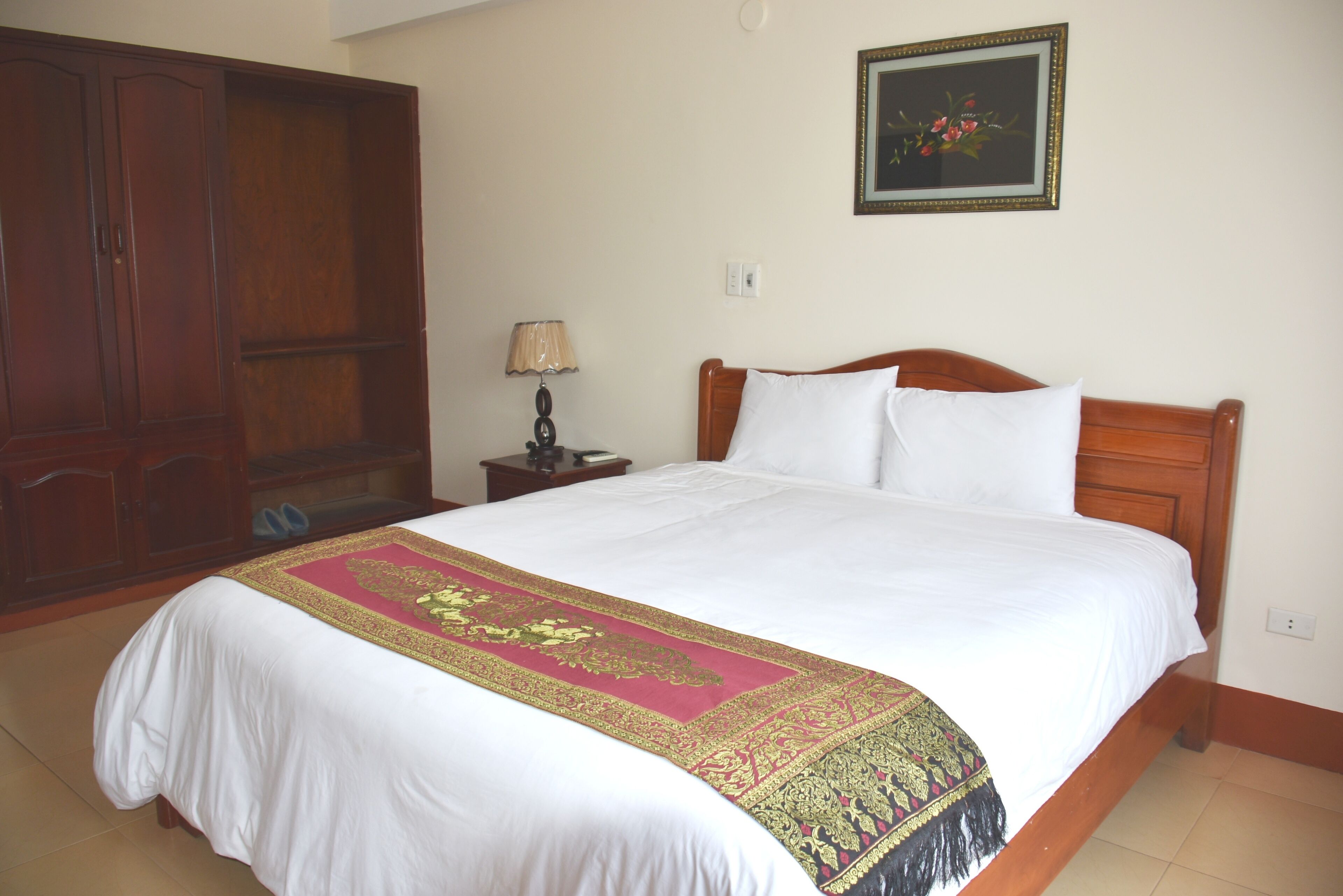 Coecco Xieng Khouang Hotel
