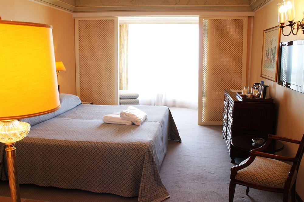 Al Bustan Hotel & Spa