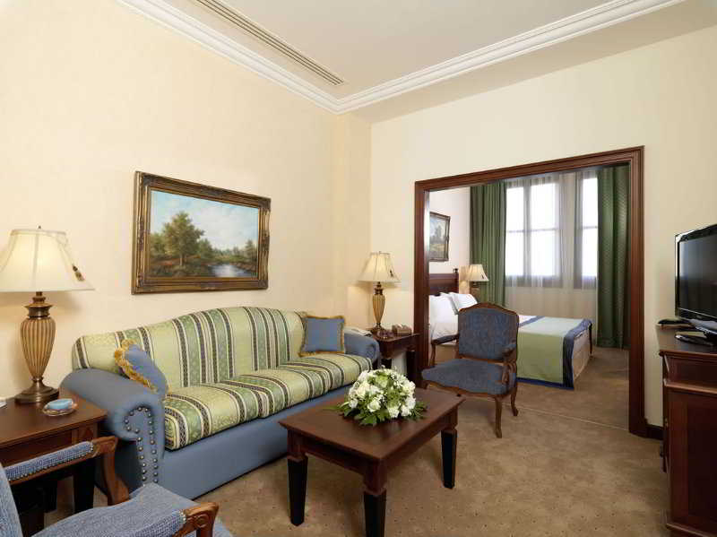 Le Patio Boutique Hotel