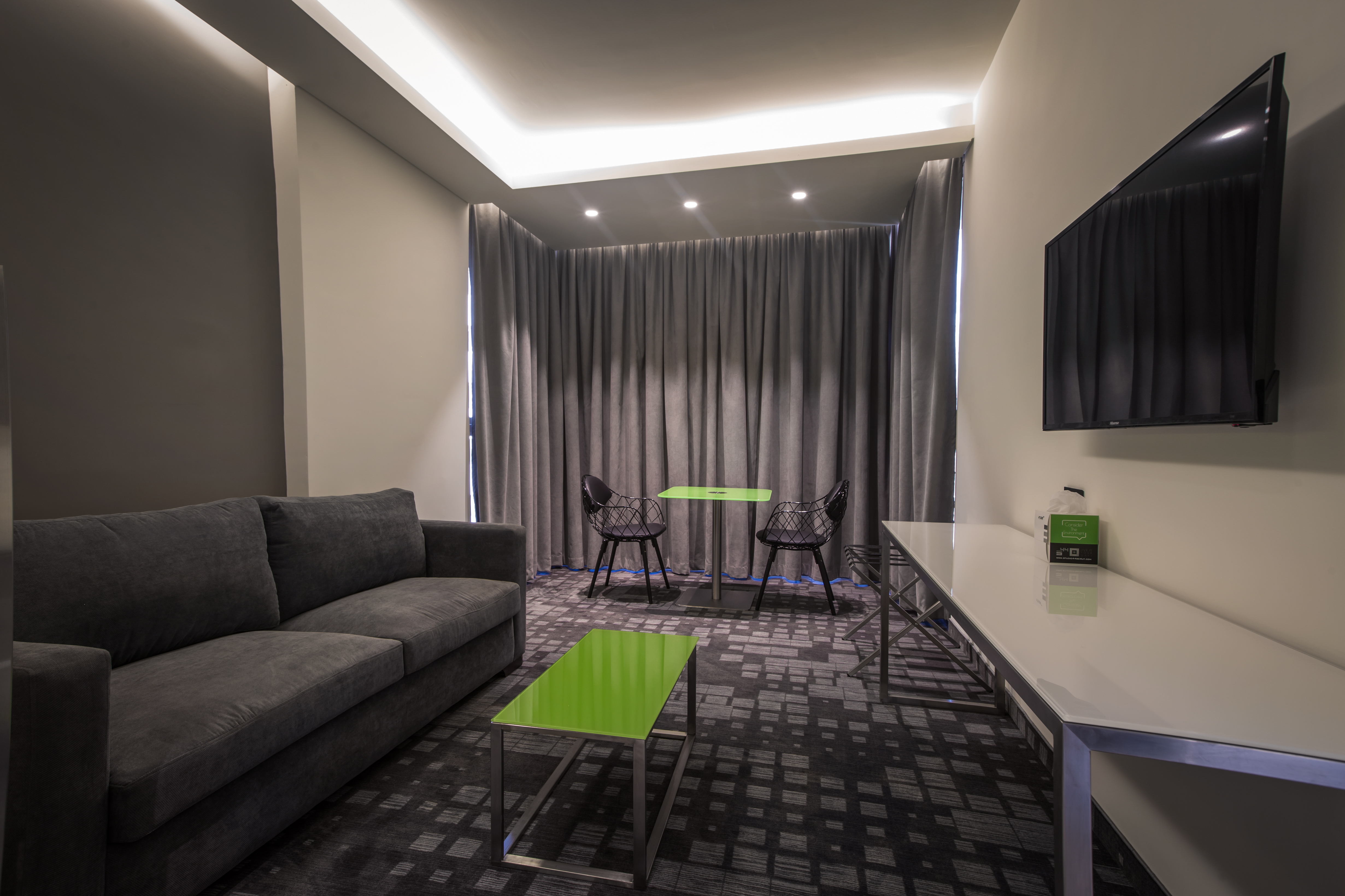 Studio 44