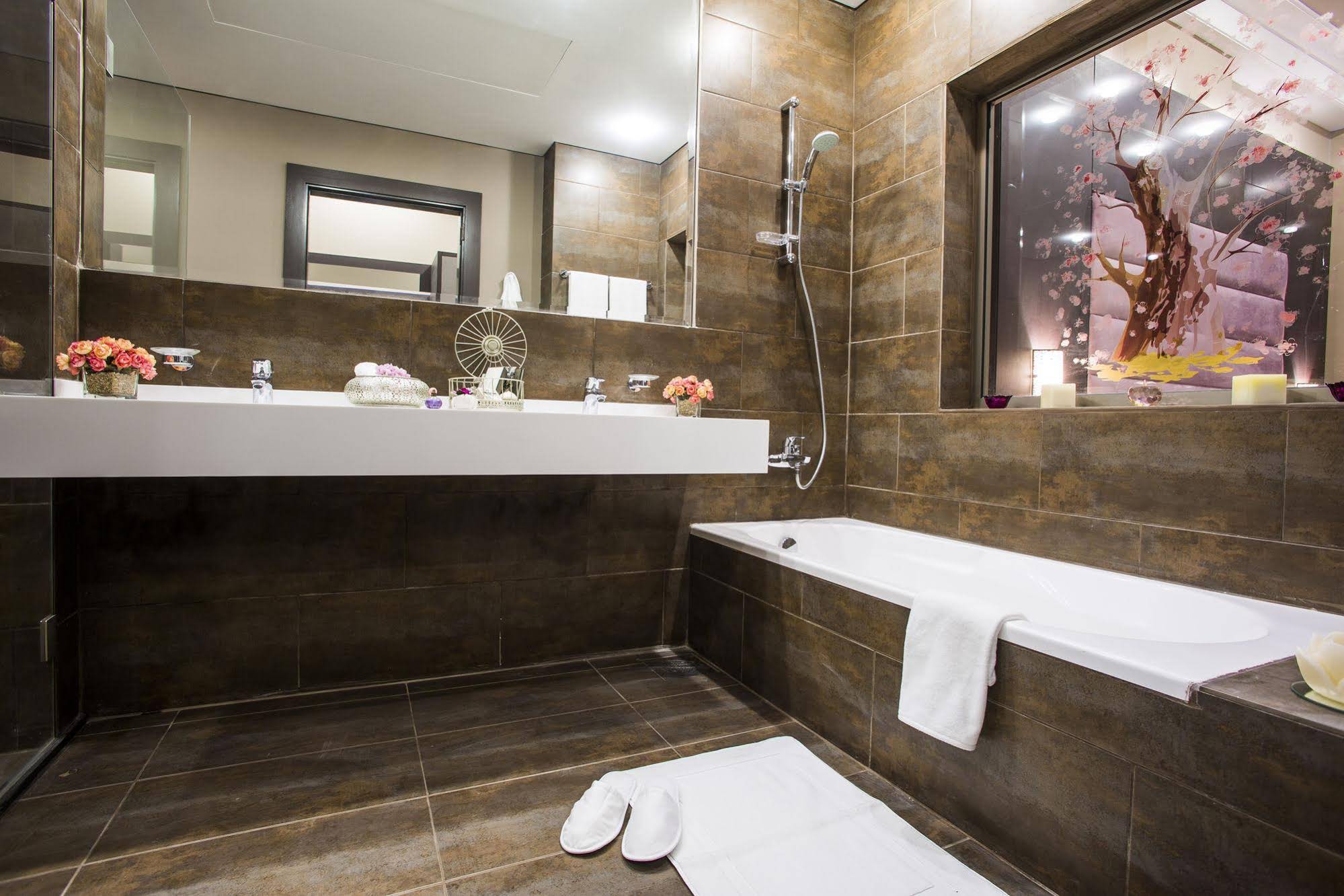 Cherry Blossom Boutique Hotel