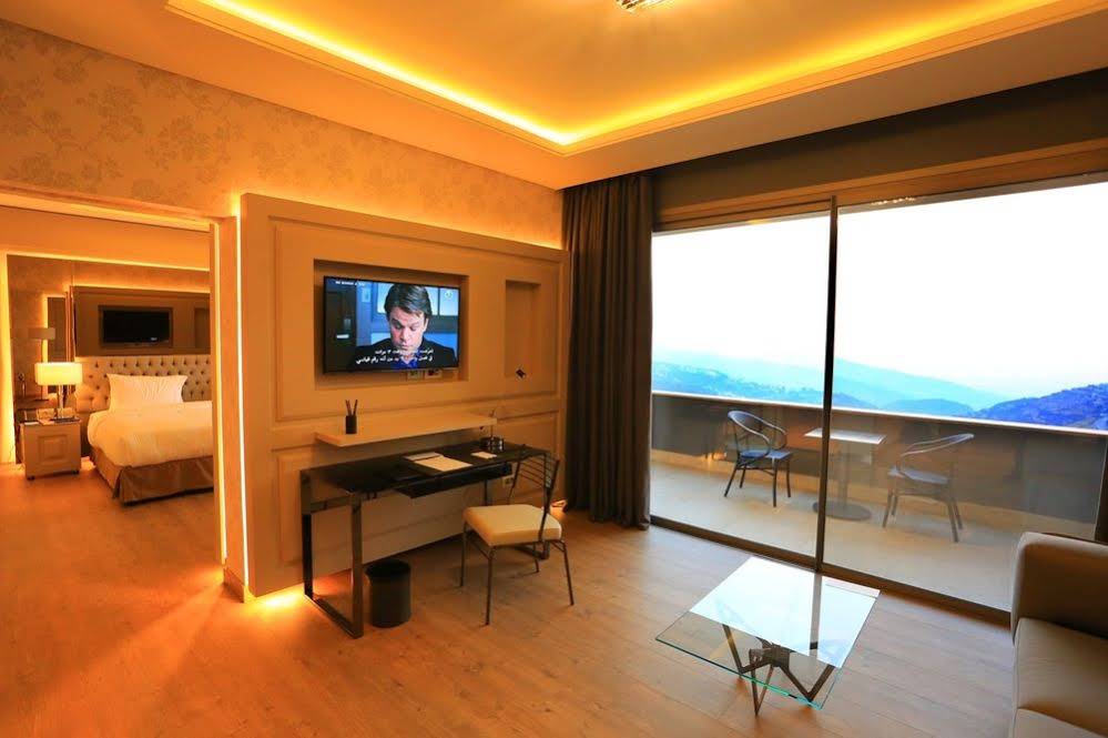 Mist Hotel & Spa By Warwick