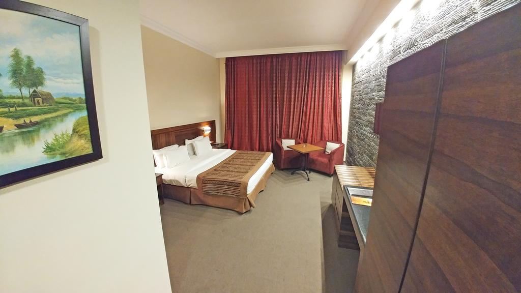 Reston Hotel