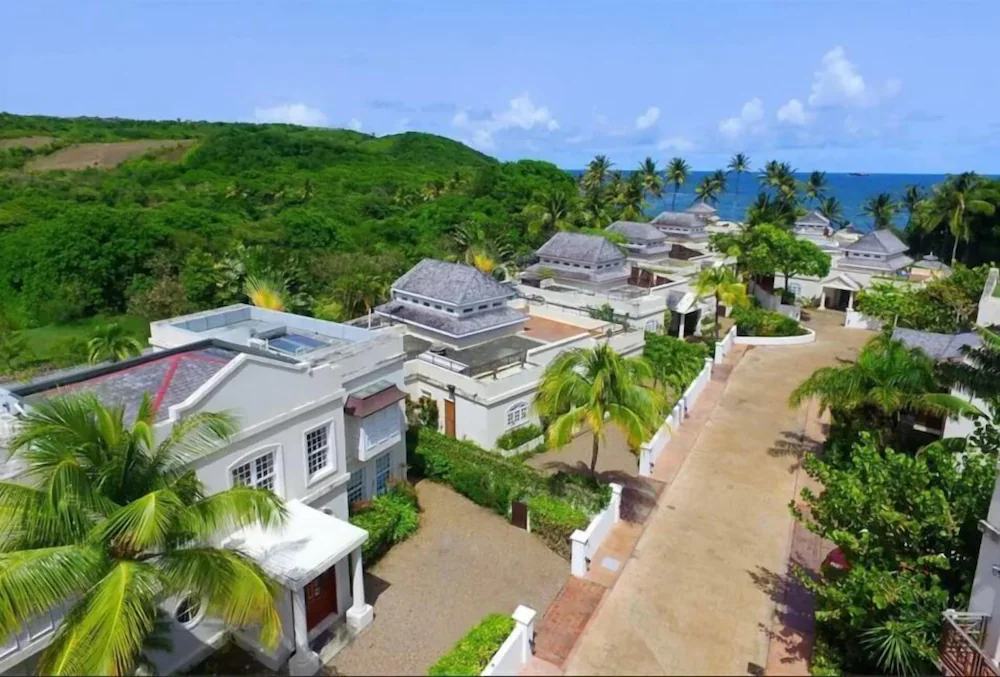 Cap Cove Townhouses