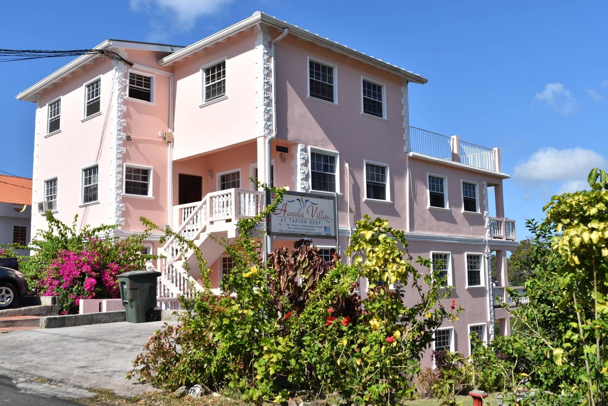 Aanola Villas