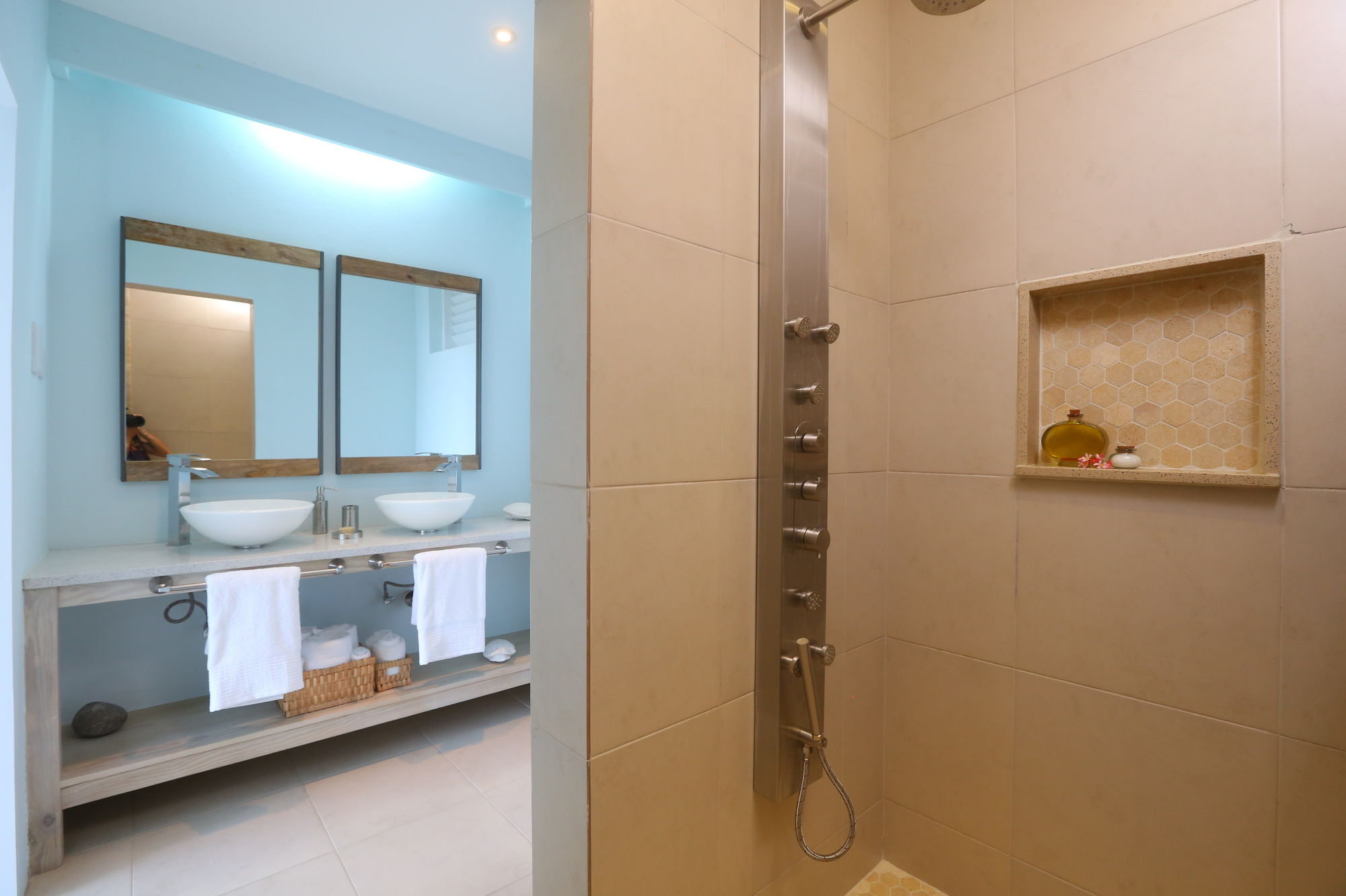 Xhale Luxury Villa