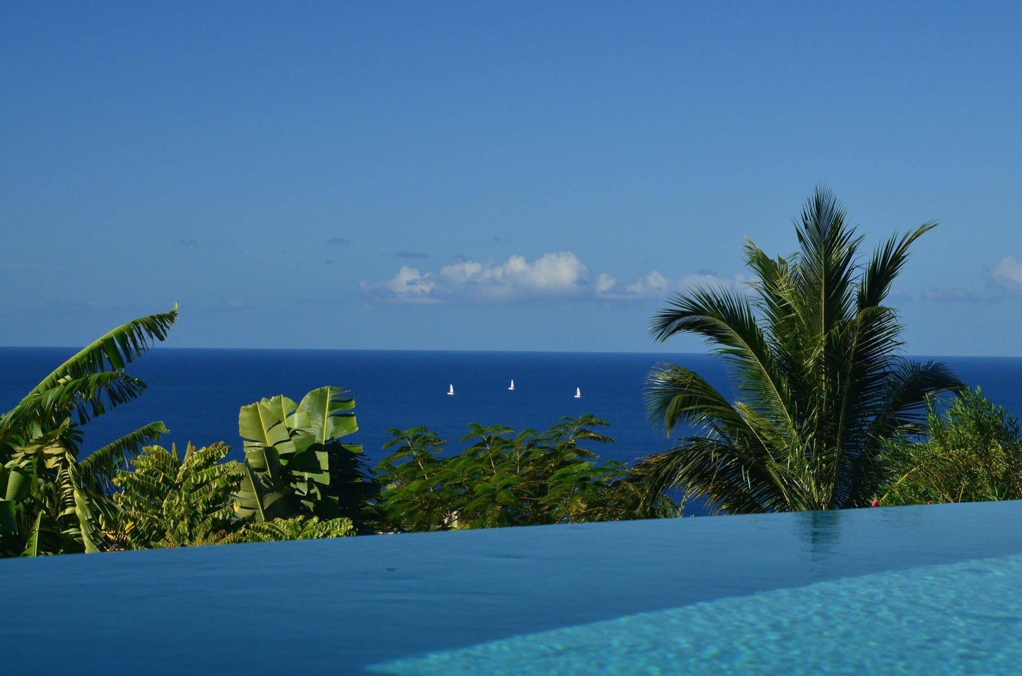 Tet Rouge Resort