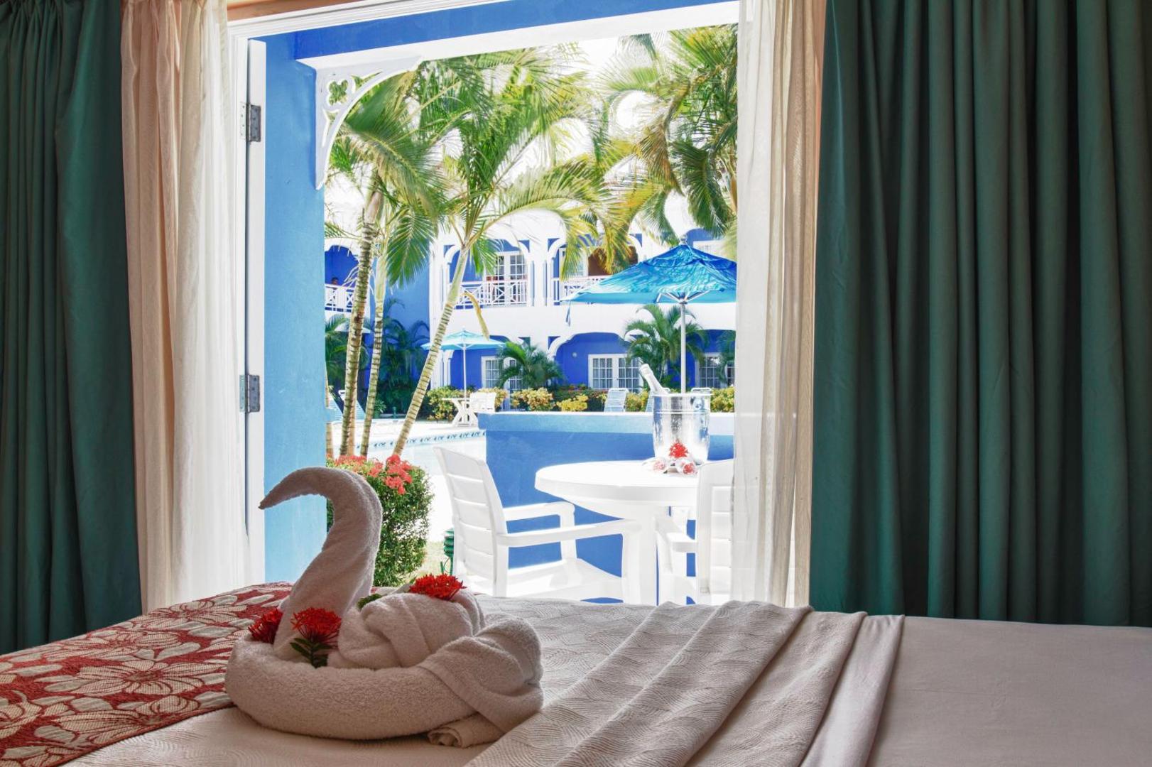 Bay Gardens Inn