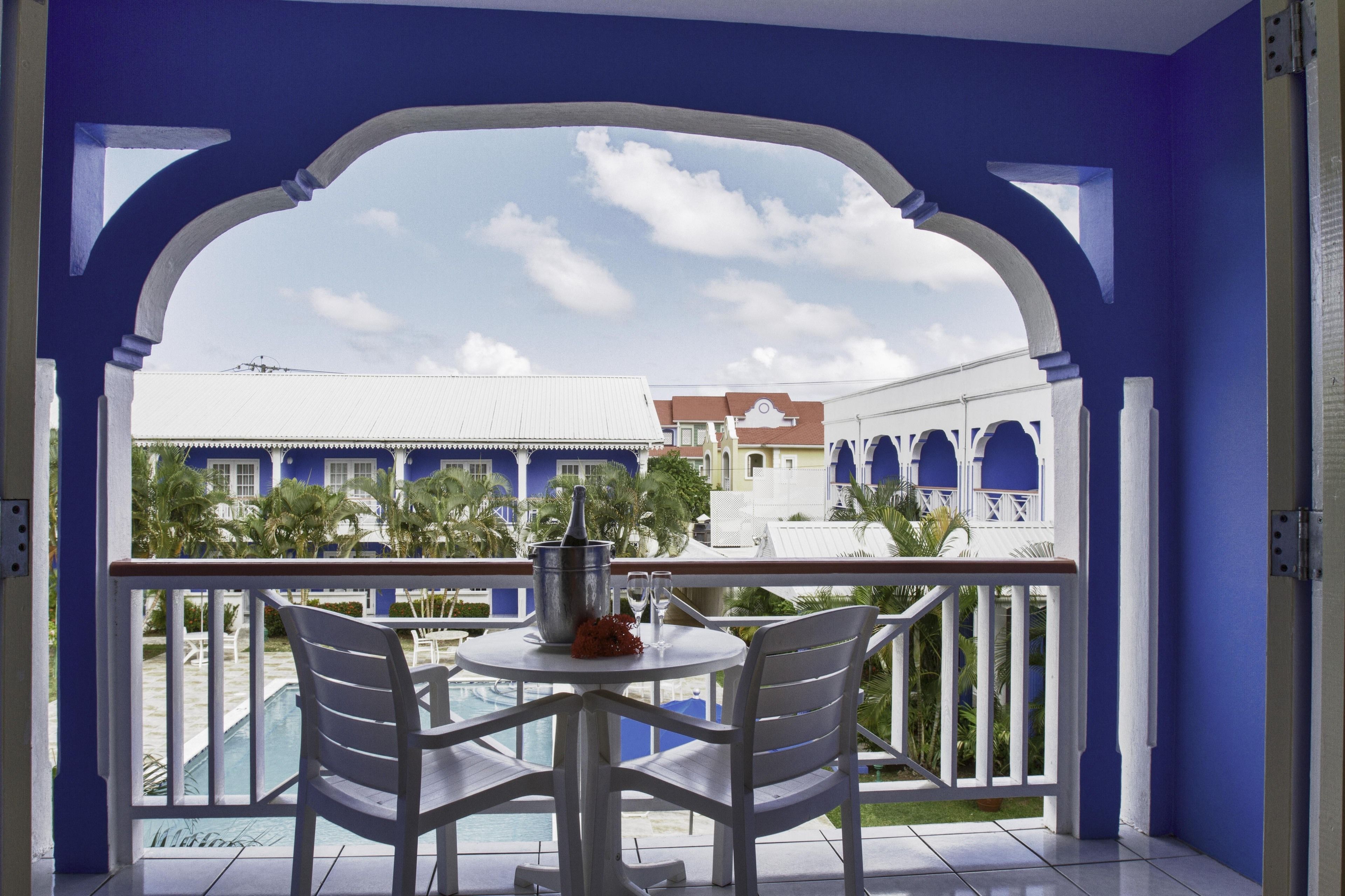 Bay Gardens Inn