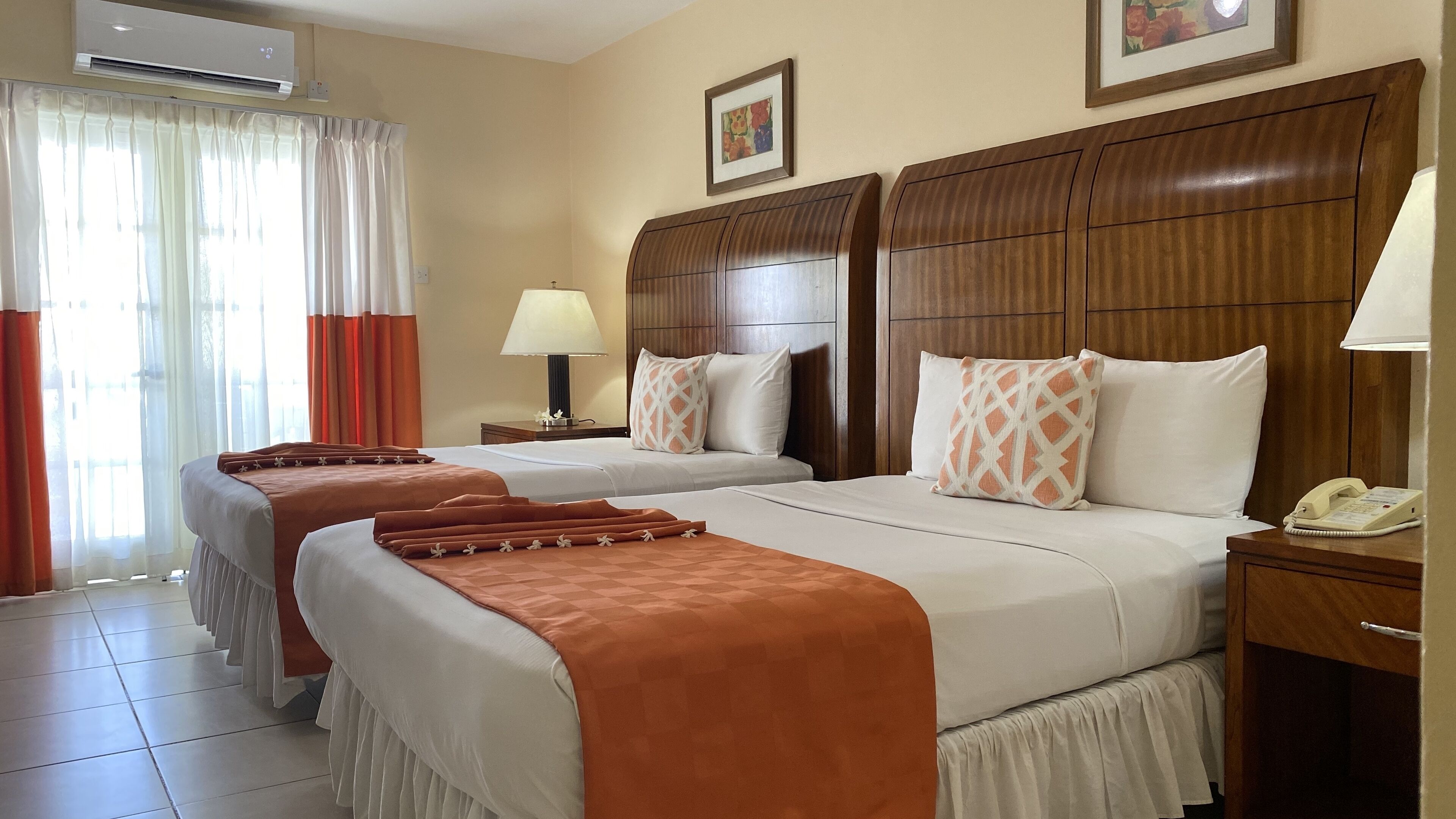 Bay Gardens Inn
