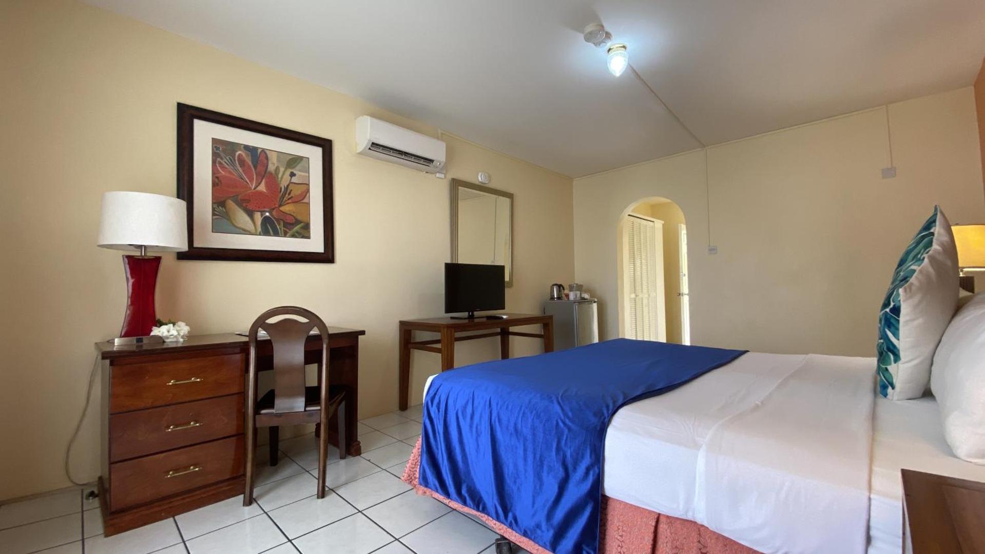 Bay Gardens Inn
