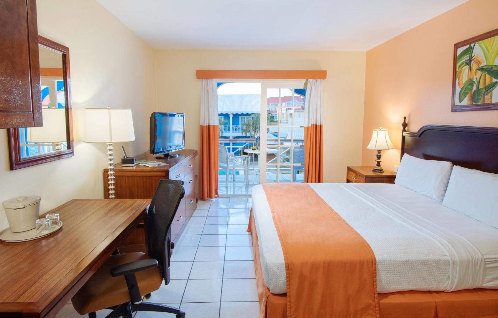 Bay Gardens Inn