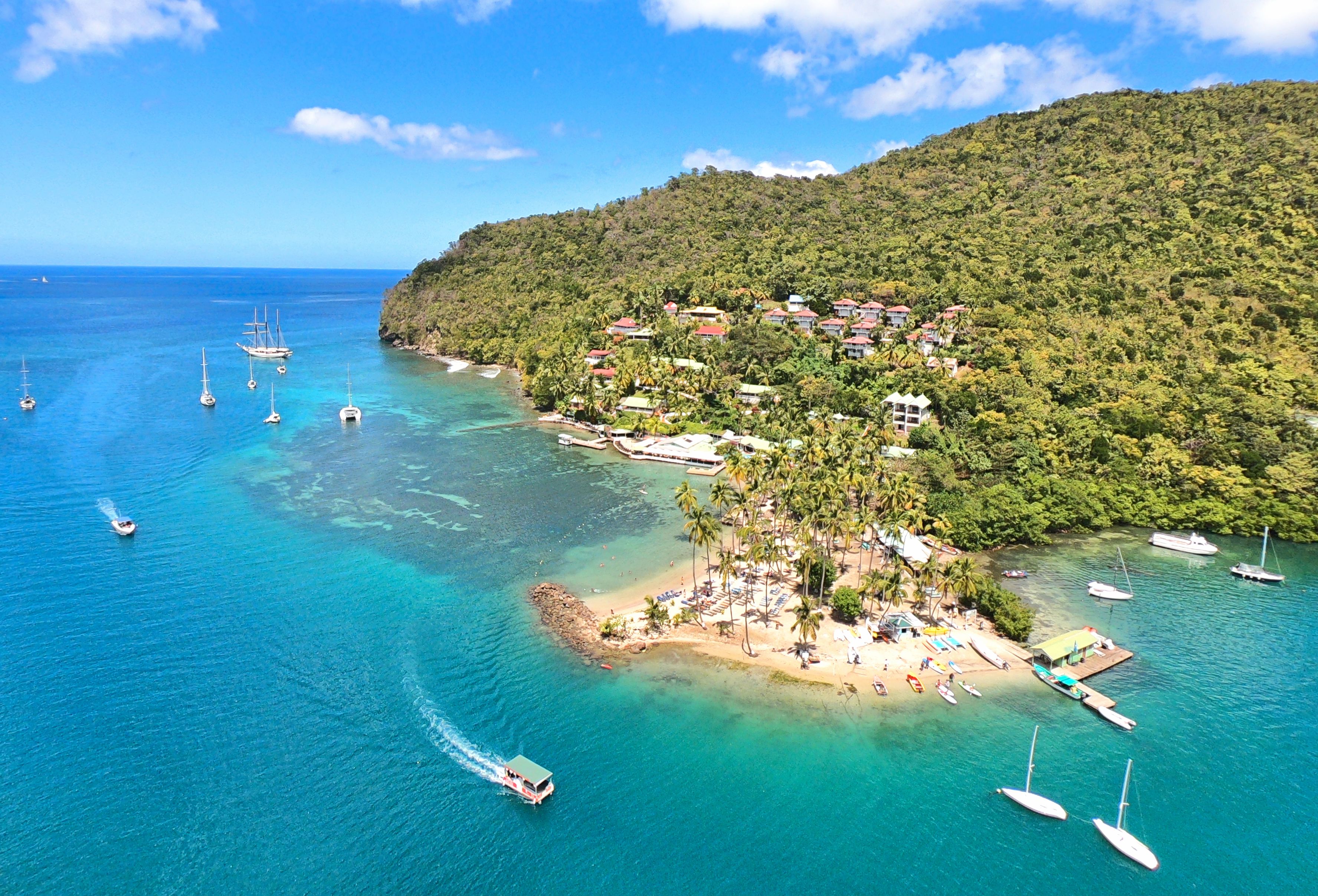 Marigot Beach Club Hotel & Dive Resort