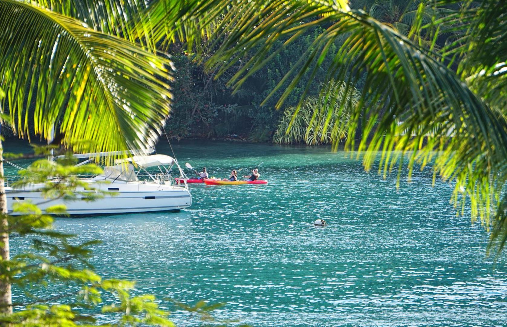 Marigot Beach Club Hotel & Dive Resort