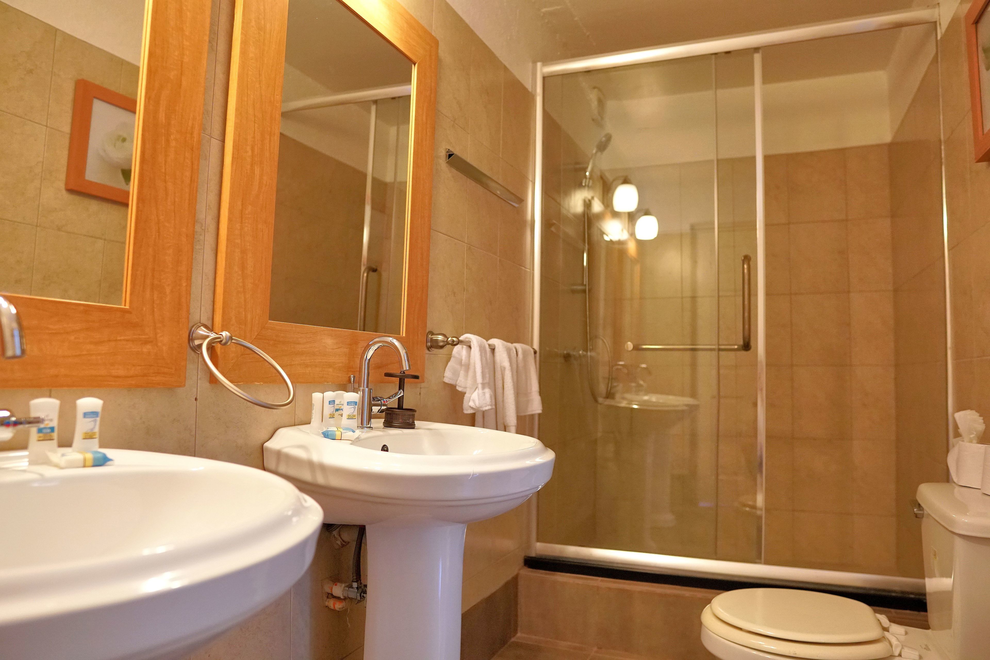 Marigot Beach Club Hotel & Dive Resort