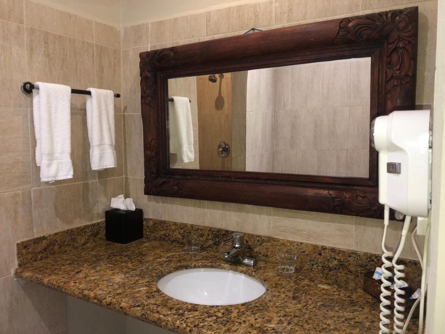 Marigot Beach Club Hotel & Dive Resort