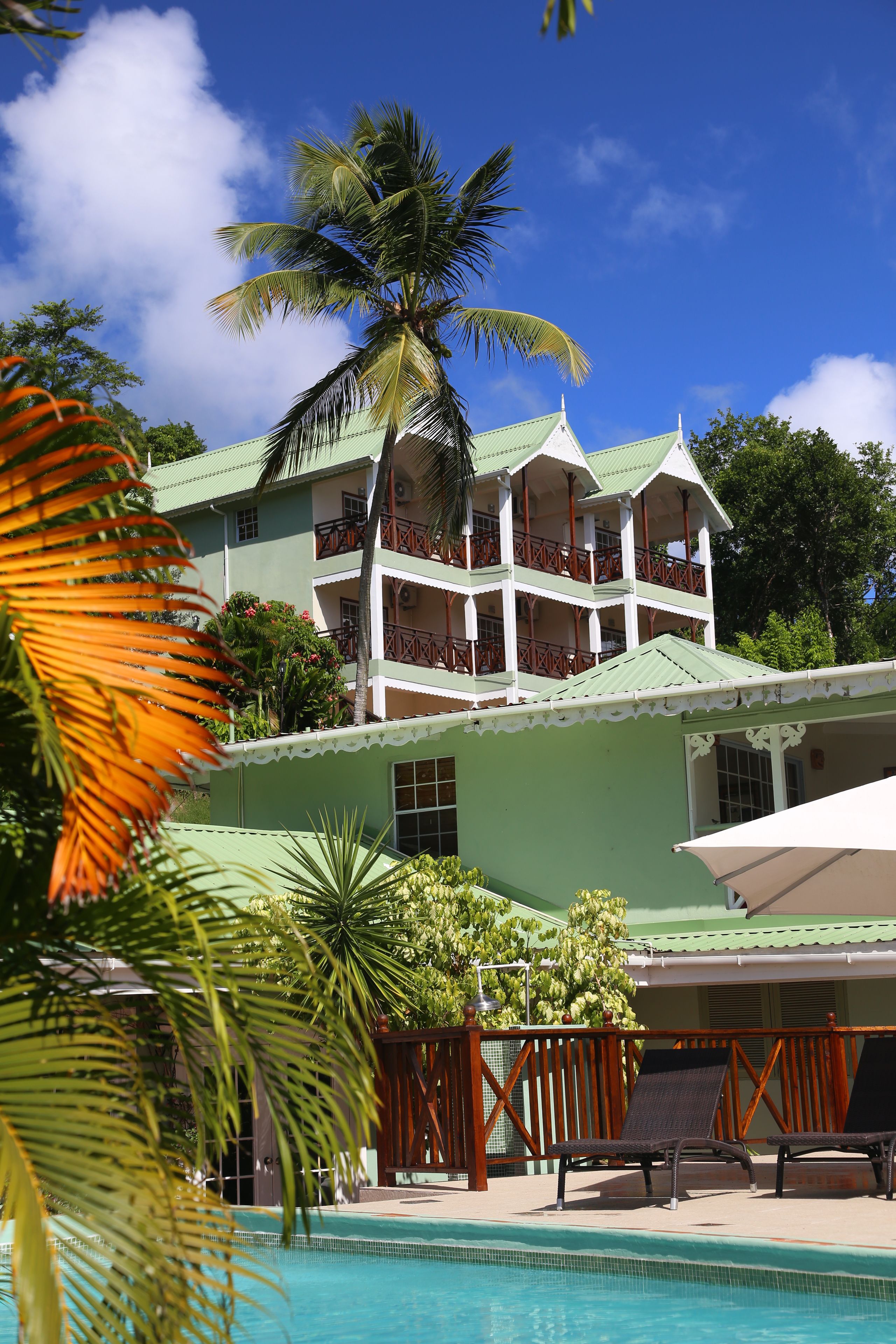 Marigot Beach Club Hotel & Dive Resort