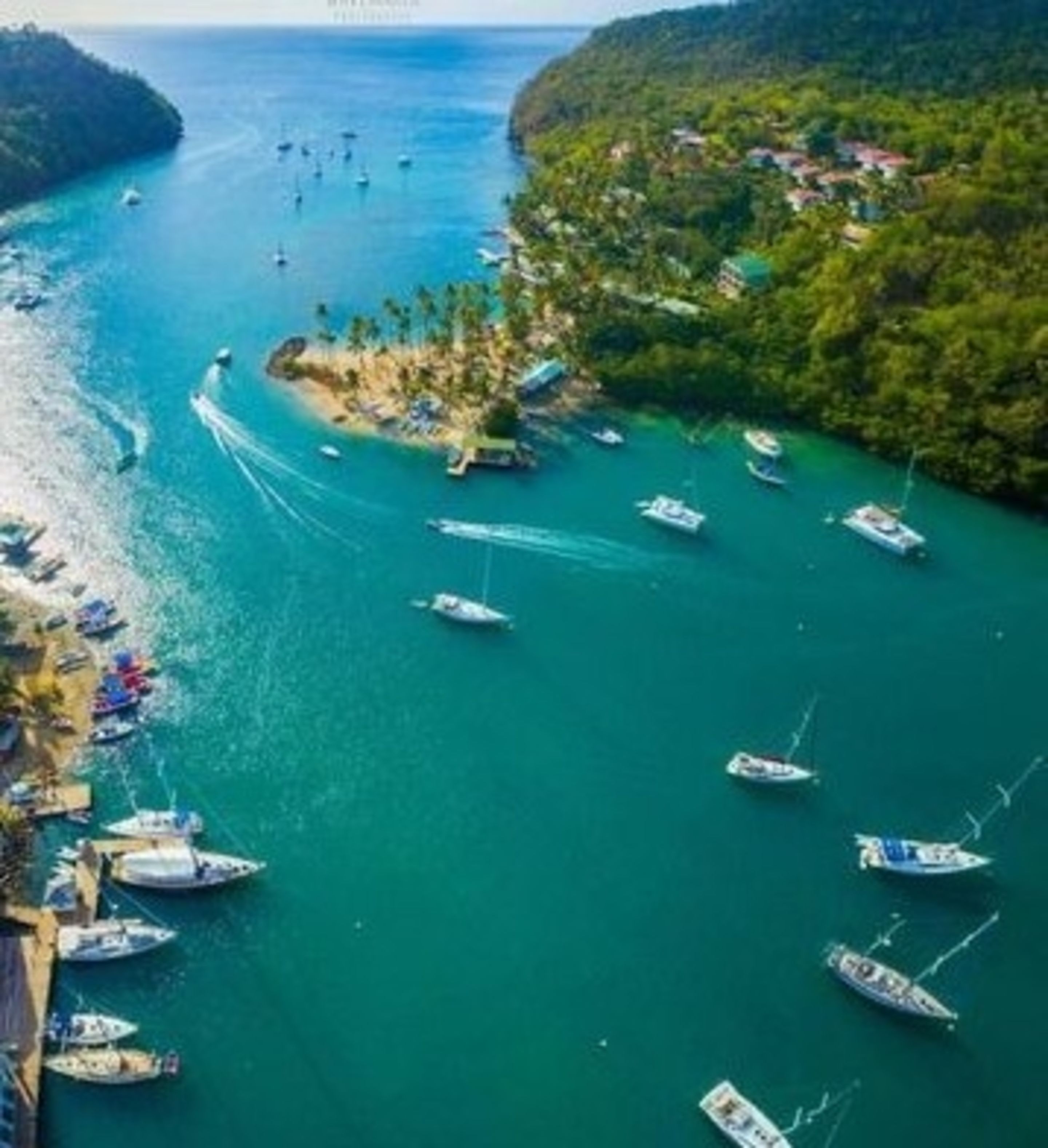 Marigot Beach Club Hotel & Dive Resort