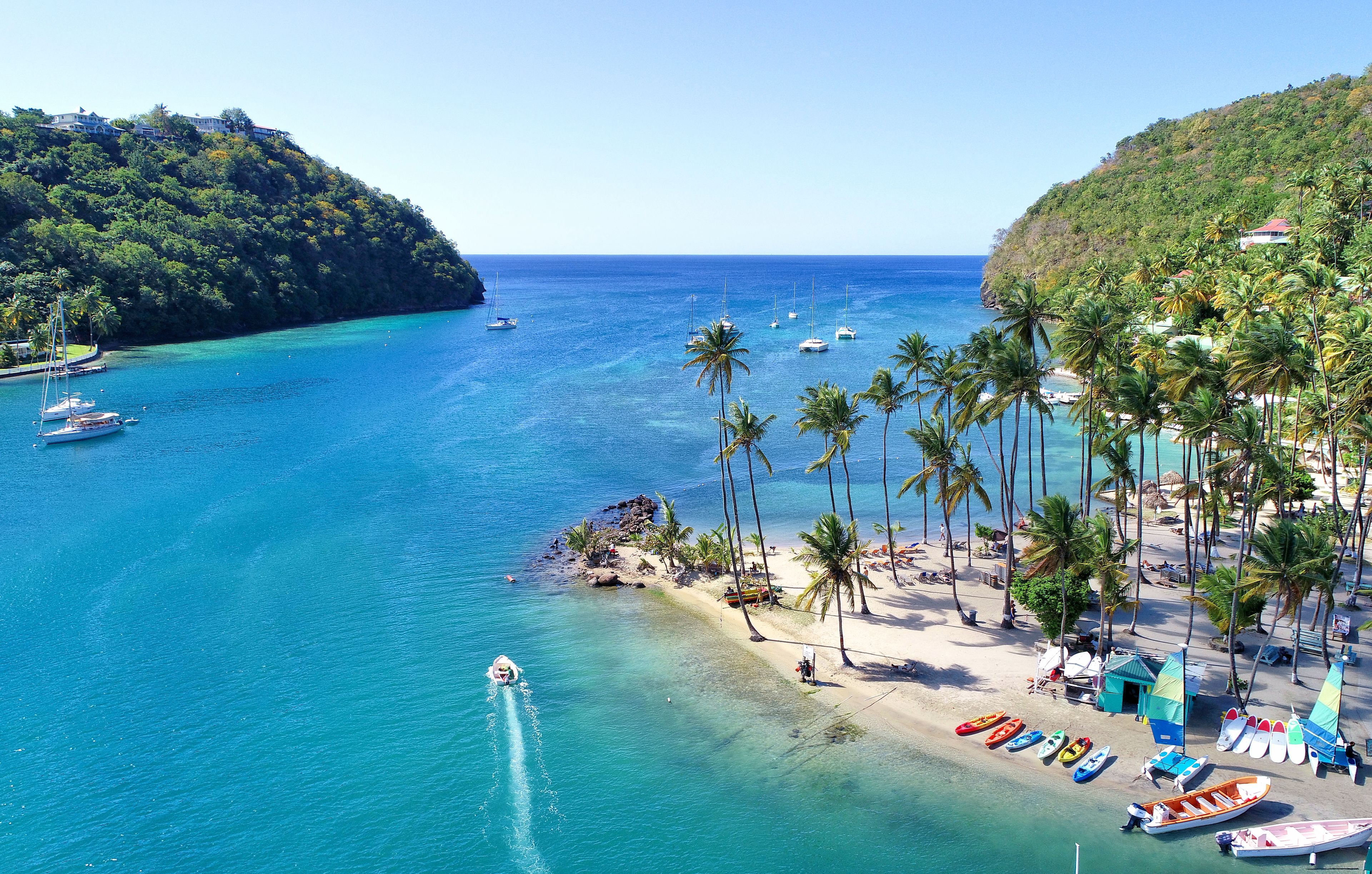 Marigot Beach Club Hotel & Dive Resort