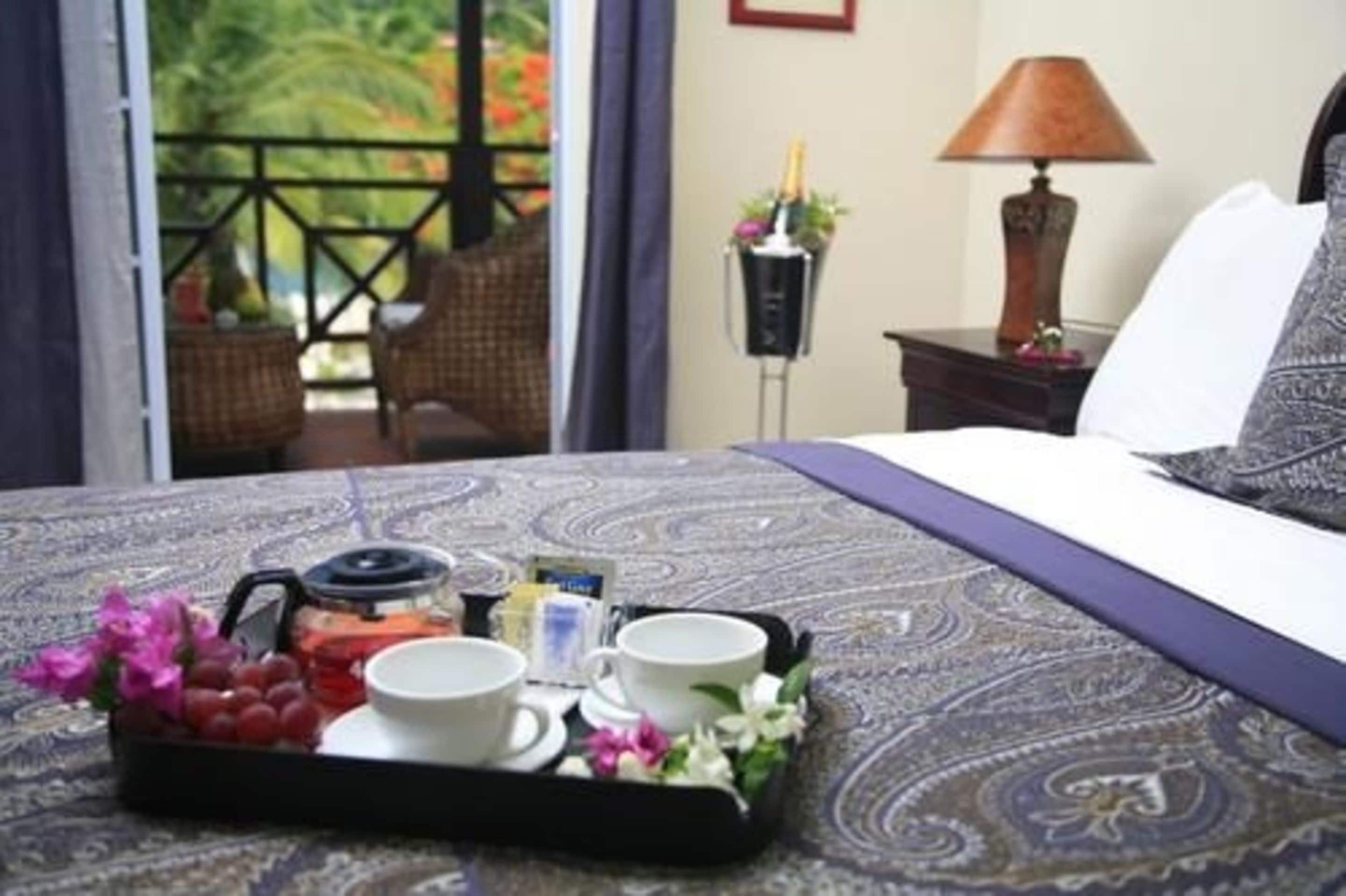 Marigot Beach Club Hotel & Dive Resort