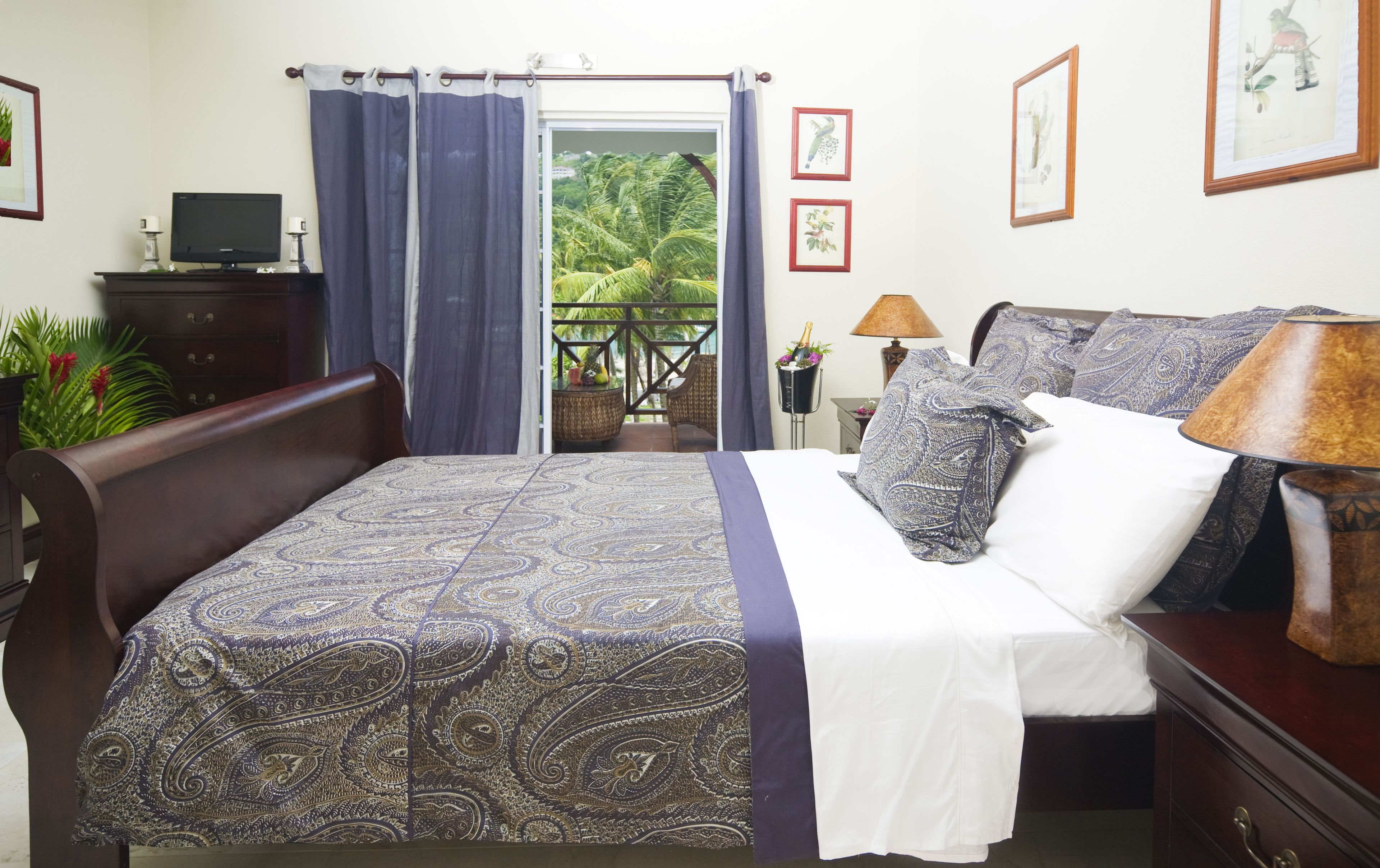 Marigot Beach Club Hotel & Dive Resort