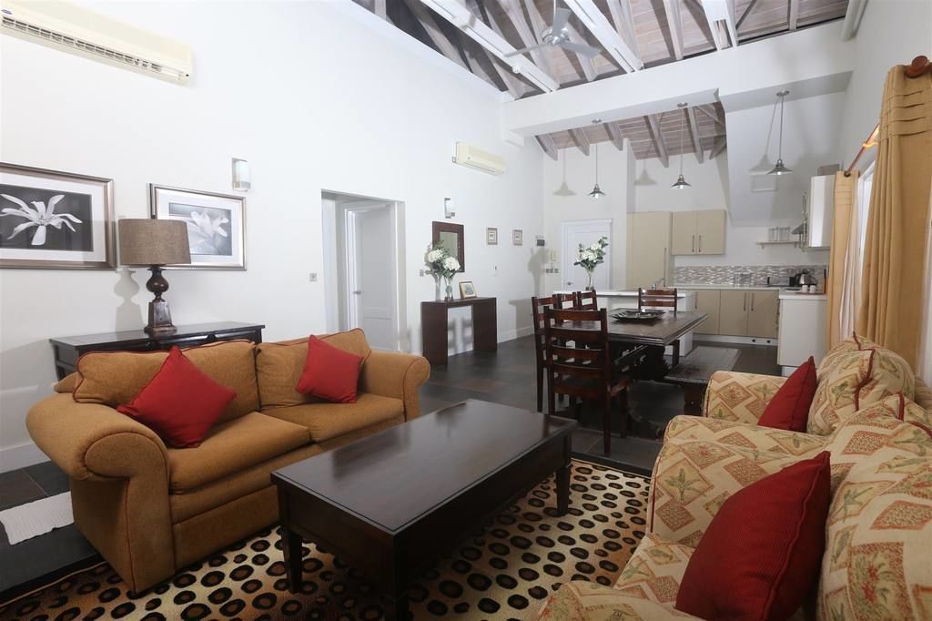 Marigot Beach Club Hotel & Dive Resort