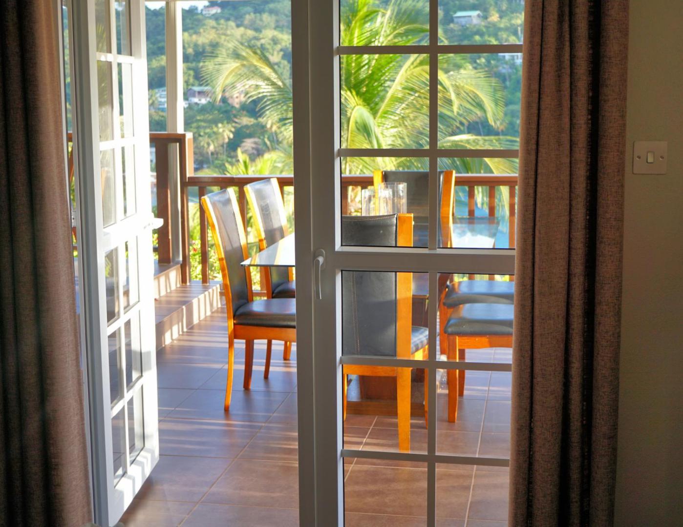 Marigot Beach Club Hotel & Dive Resort