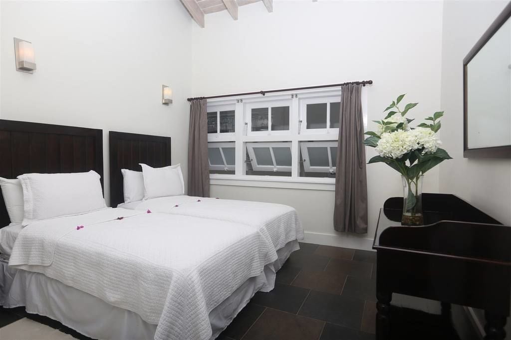 Marigot Beach Club Hotel & Dive Resort