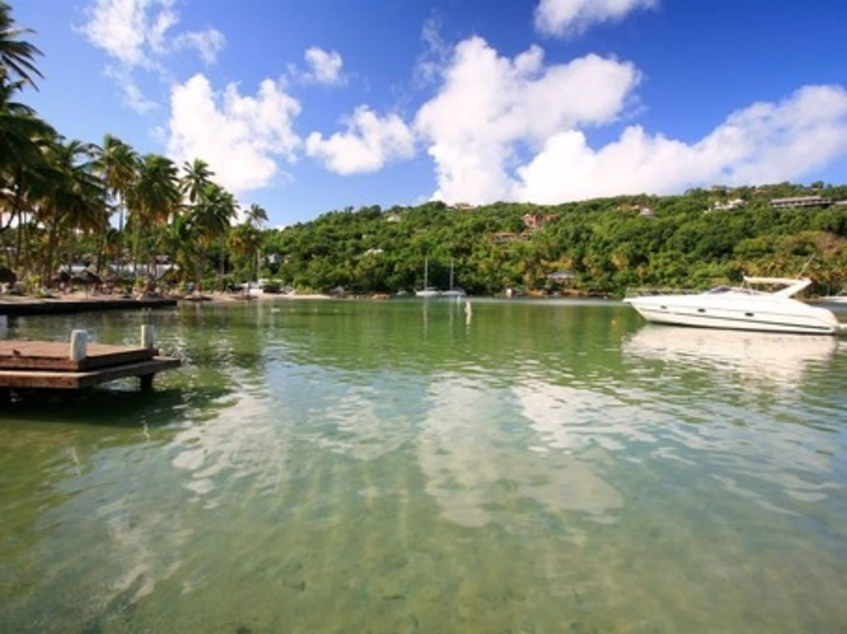 Marigot Beach Club Hotel & Dive Resort