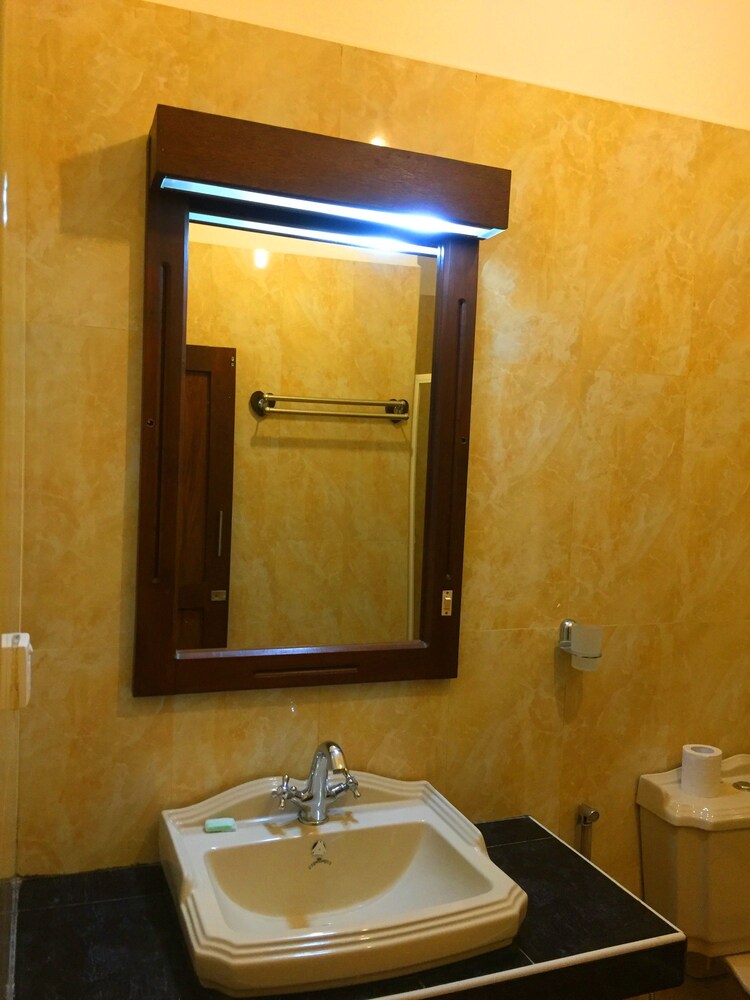 Ocean Dreams Hotel