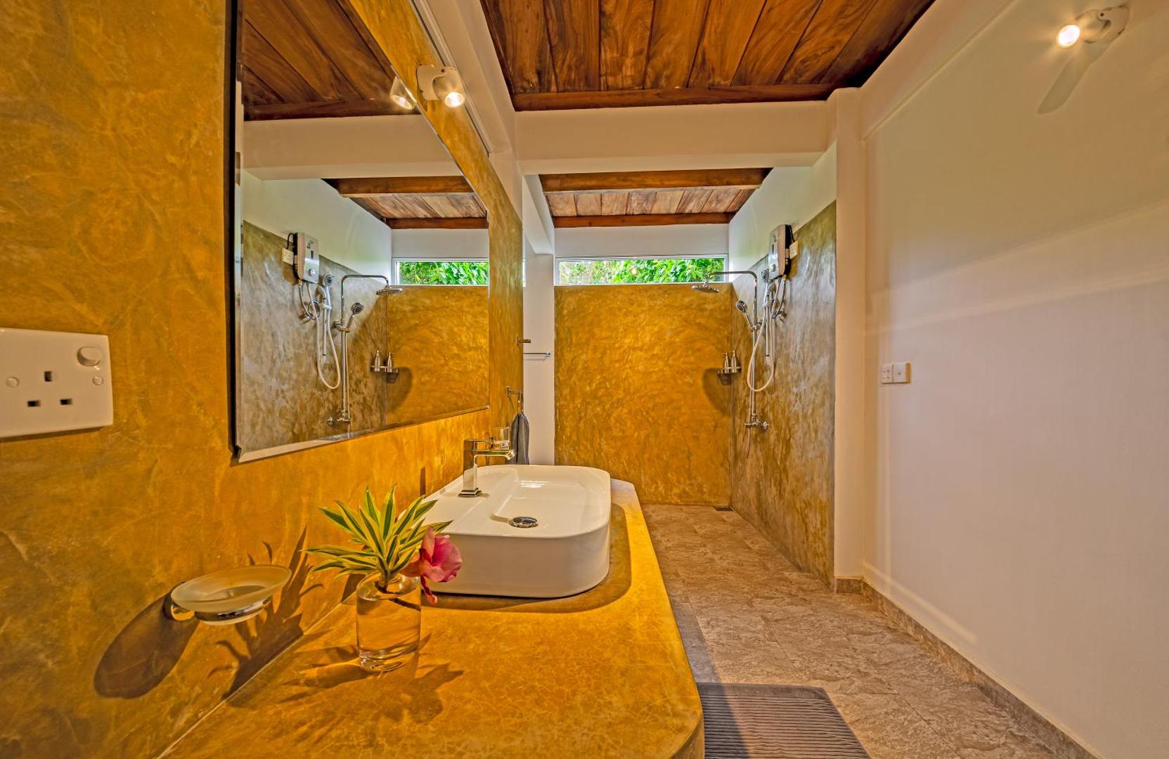 Jungle Beach Camp Ahungalla