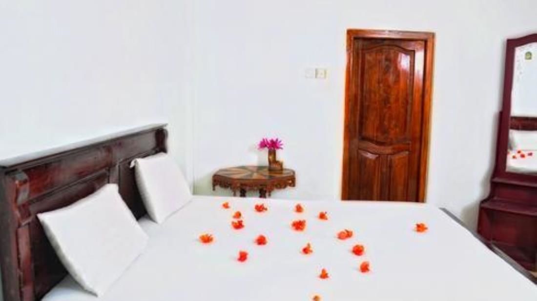 Hotel Water Garden In Anuradhapura