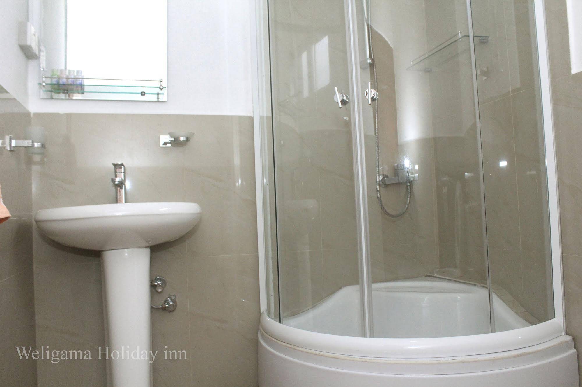 Weligama Holiday Inn