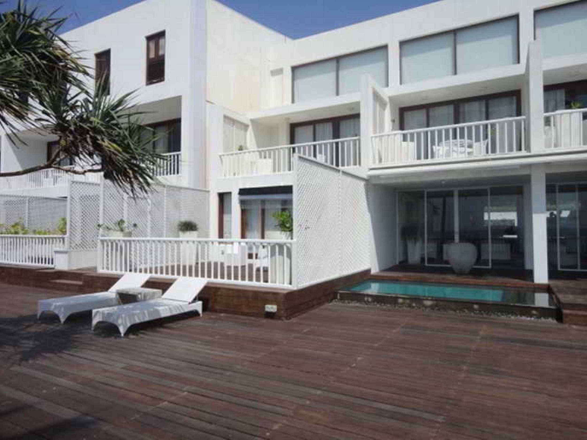 Michelle Boutique Beach Hotel