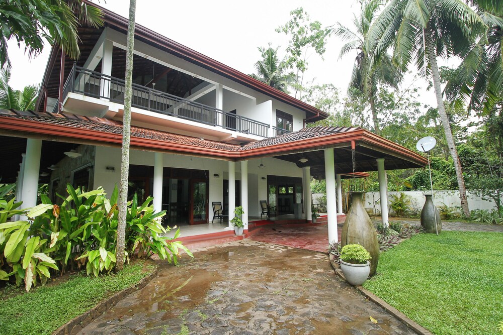 OYO 426 Villa 45