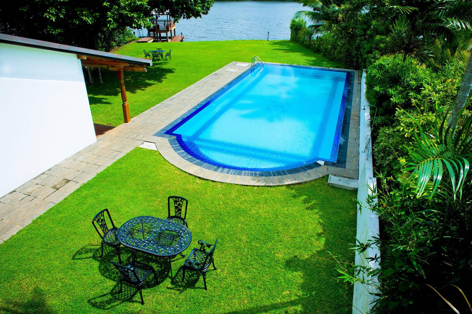 Okvin River Villa